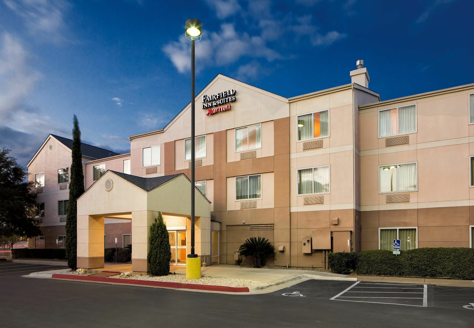 Fairfield Inn And Suites Austin South Eksteriør billede